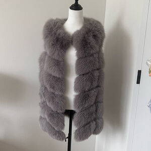 Luxurious Real Fox Fur Grey Vest Collarless | Size M Mobwife Puffy Paisley